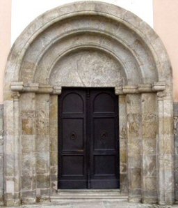 portail roman de l'église collégiale de Wilhering