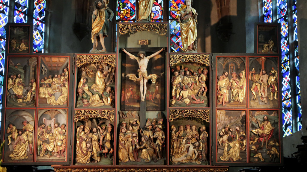 autel gothique sculpté