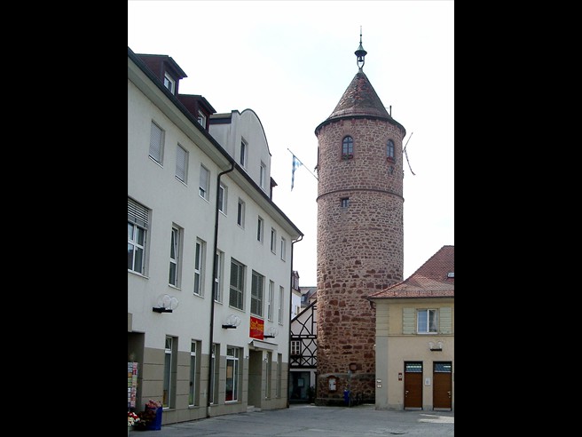 Turm der ehemaligen Stadtmauer 