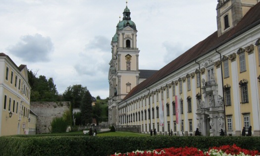 Monastère, façade ouest