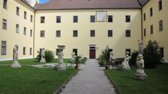 Konventgarten, Stift Lambach