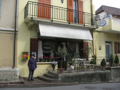 Chocolate shop in Bougy-Villars