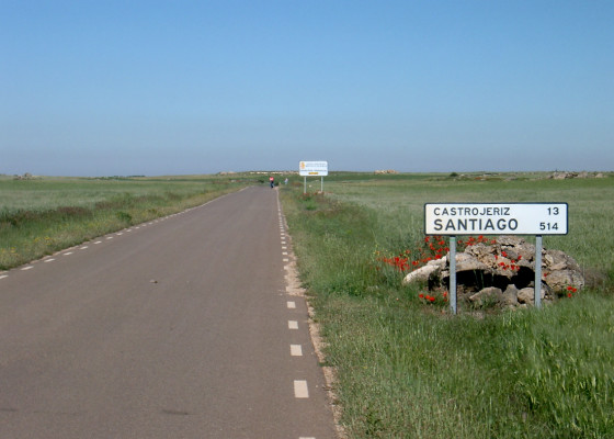 signboard Santiago 514km