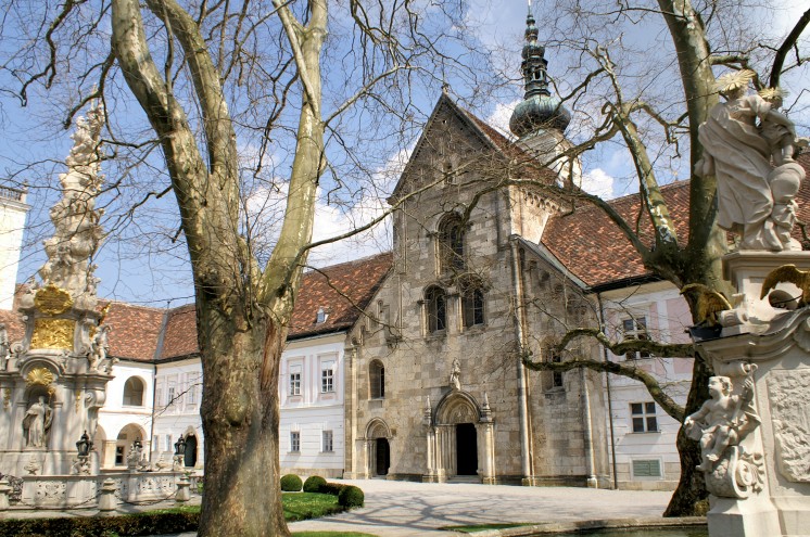 monastery courtyard Heiligenkreuz