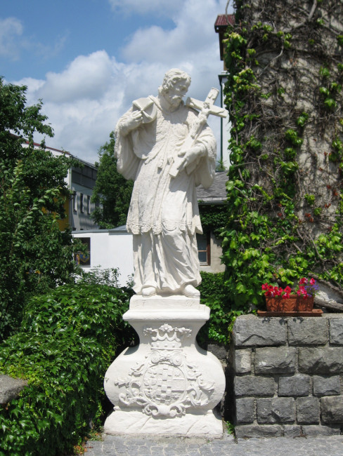 Johannes Nepomuk in Ybbs beim Wehrgraben Sommerbild