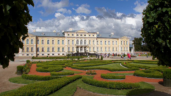 Baroque garden with palace