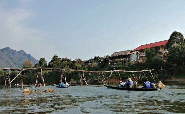 Boat trip on the Nam Xong
