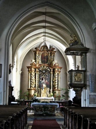 l'intérieur de l'église Saint-Étienne