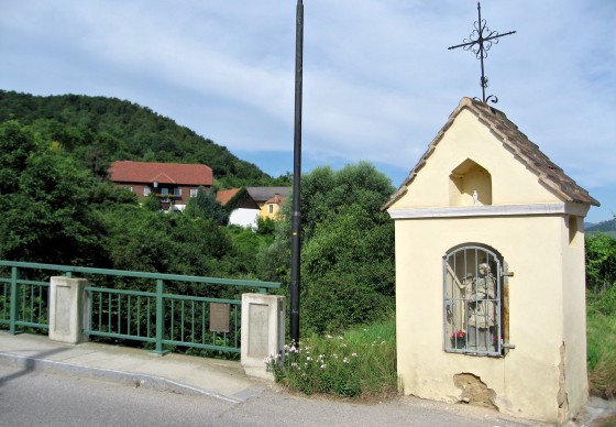 Brücke über den Mauternbach