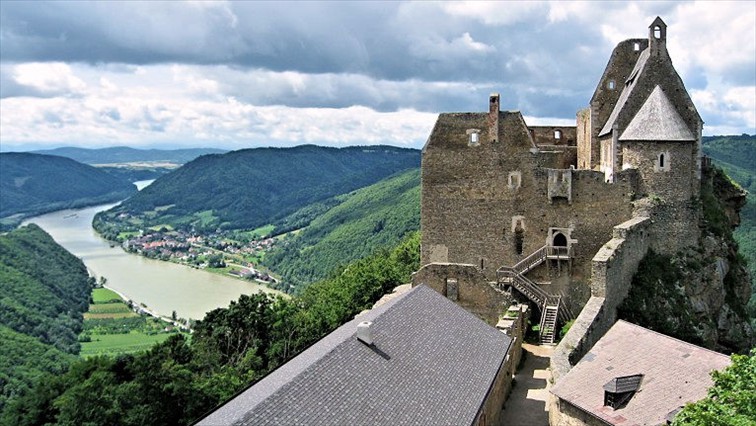 Castle ruin Aggstein