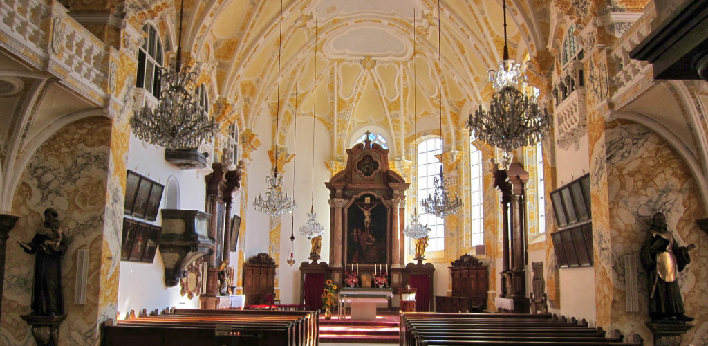 Saint Anna church in Obertalheim, Interior view