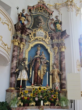 Autel de la Vierge avec statue de Nepomuk