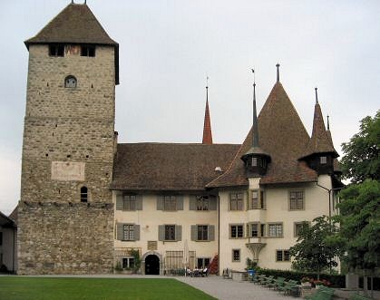castle Spiez, courtyard