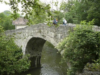 romanische Brücke in Ste-Apolline.