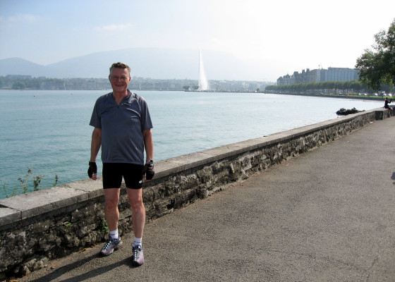 Gerhard in Genf. Im Hintergrund der Jet d'eau