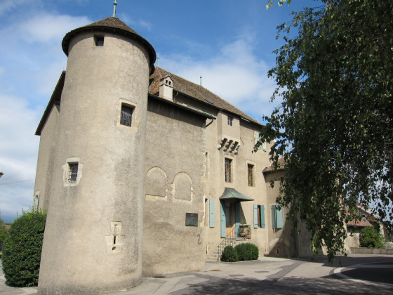 castle Compesières