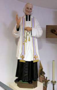 Statue des Pfarrer von Ars