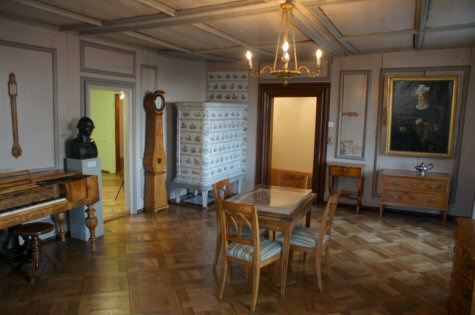 Biedermeier room